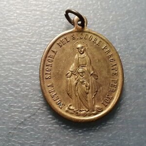 MEDALLA RELIGIOSA S. GREGORIO NAPOLES NUESTRA S.RA DEL SAGRADO CORAZON 34x26 mm