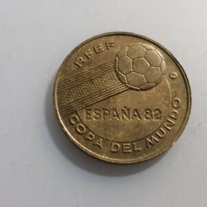 MEDALLA MUNDIAL FUTBOL FIFA WORLD CUP ESPAÑA 1982 INGLATERRA CAMPEON 1966 24 mm