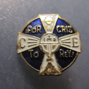 MEDALLA RELIGIOSA BROCHE " POR CRISTO REY" ESMALTES