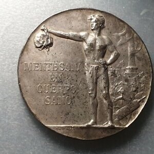 ARGENTINA MEDALLA 1910 CONSEJO NACIONAL EDUCACION MENS SANA EN CUERPO SANO 65 mm