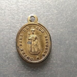 MEDALLA RELIGIOSA NS DEL BUEN SOCORRO ND BON SECOURS / JESUS EN LA CRUZ 28x19 mm