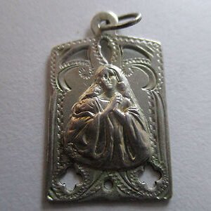 MEDALLA RELIGIOSA - LA VIRGEN - PROBABLEMENTE PLATA