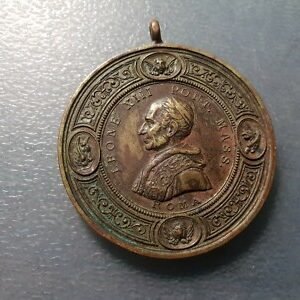 MEDALLA RELIGIOSA GRANDE PAPA LEON XIII / BASILICA SAN PEDRO ROMA 47 mm