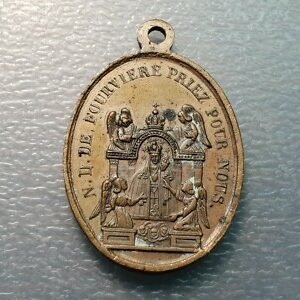 MEDALLA RELIGIOSA NOTRE DAME DE FOURVIERE / MARIA INMACULADA  39X27 mm