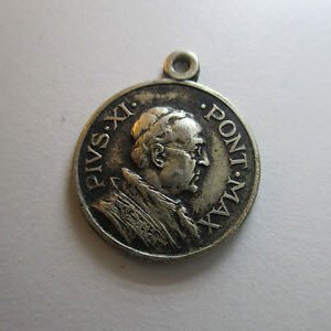 MEDALLA RELIGIOSA PAPA PIO XI / PLAZA SAN PEDRO DE ROMA