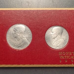 VATICANO PIO XII SERIE ANUAL OFICIAL 1947 5 L - 10 LIRAS CORROSIONES LIMPIADAS