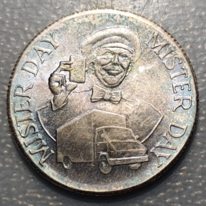 ITALIA PUBLICIDAD LECHE PARMALAT MISTER DAY GALLETAS MEDALLA NOVIEMBR 1983 PLATA