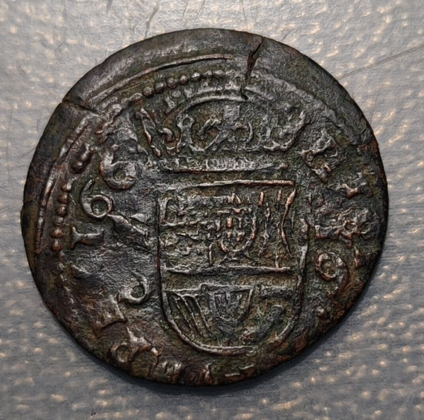 PROBABLE FALSA DE EPOCA ESPAÑA MADRID FELIPE IV 16 MARAVEDIS 1663 PROBFALSA EPOC - Imagen 2