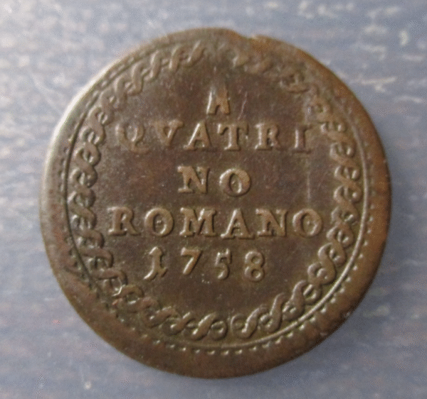 ESTADOS PAPALES PONTIFICIO VATICANO CLEMENTE XIII QUATTRINO 1758 AÑO I - Imagen 2