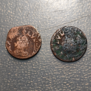 ESPAÑA VIC LOTE 2 MONEDAS GUERRA DELS SEGADORS DINER BUSTO LUIS XIV (1643-1646)