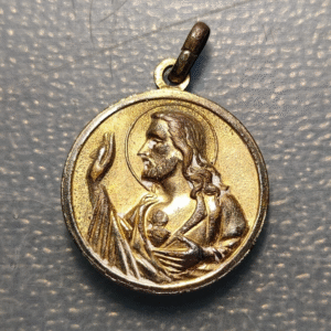 MEDALLA RELIGIOSA VIRGEN DEL CARMEN SAGRADO CORAZON DE JESUS METAL DORADO