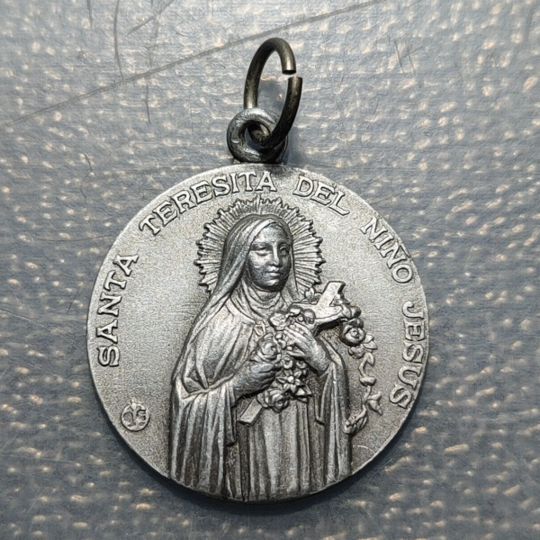 sincategoria_MEDALLA RELIGIOSA SANTA TERESITA DEL NIÑO JESUS SANTUARIO DESIERTO DE LAS PALMAS