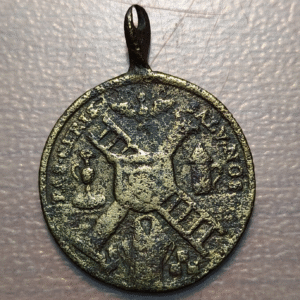 MEDALLA RELIGIOSA ANTIGUA CRUZ ESPIRITU SANTO ESCAL. COLUMNA 37x27mm 3,65g