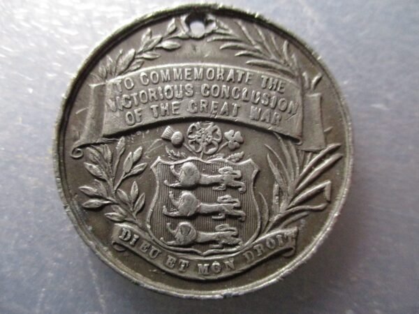 MEDALLA GRAN BRETAÑA UK FINAL DE LA PRIMERA GUERRA MUNDIAL - WWI END PAZ AGUJERO - Imagen 2