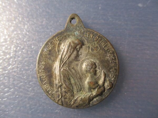 MEDALLA RELIGIOSA VIRGEN CON NIÑO / JESUS
