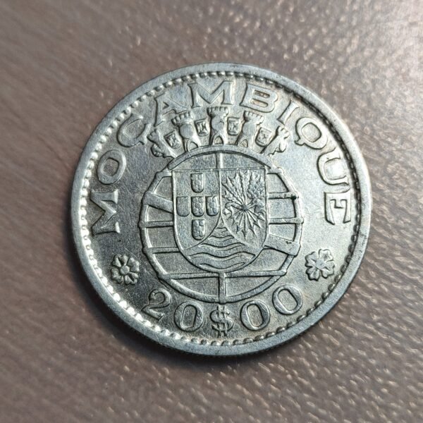 MOZAMBIQUE PORTUGUES 20 ESCUDOS 1952 MBC