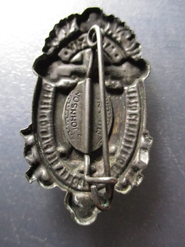 MEDALLA RELIGIOSA BROCHE 1914 III CENTENARIO VIRGEN DEL LLANTO - FERMO ITALIA - Imagen 2