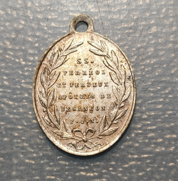 MEDALLA RELIGIOSA FRANCIA BESANÇON SAN PERREOT Y S. FERJEUX 20x15mm - Imagen 2