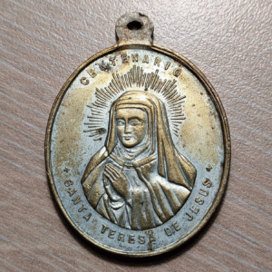 MEDALLA RELIGIOSA CRUZ DE SANTA TERESA DE JESUS / S. TERESA JESUS 41x31 14,34g