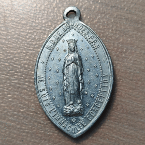MEDALLA RELIGIOSA IGELSIA DEL ROSARIO LOURDES / NUESTRA SEÑORA DE LOURDES