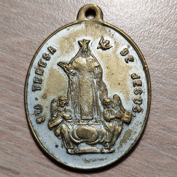 MEDALLA RELIGIOSA LA VIRGEN / SANTA TERESA DE JESUS 37x29mm 8,35g - Imagen 2