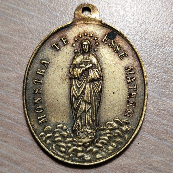 MEDALLA RELIGIOSA LA VIRGEN / SANTA TERESA DE JESUS 38x29mm 8,14g - Imagen 2