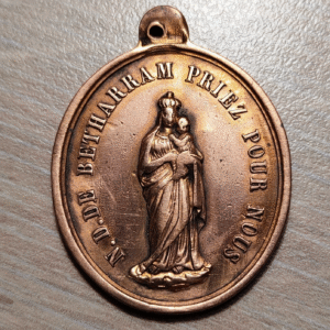 MEDALLA RELIGIOSA FRANCESA PIRINEOS NOTRE DAME BETHARRAM / SANTUARIO MERE DIEU