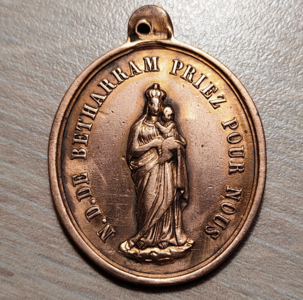 MEDALLA RELIGIOSA FRANCESA PIRINEOS NOTRE DAME BETHARRAM / SANTUARIO MERE DIEU