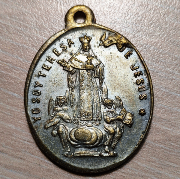 MEDALLA RELIGIOSA SANTA TERESA DE JESUS / SAN JOSE LA VIRGEN Y JESUS  37x28 8,67 - Imagen 2
