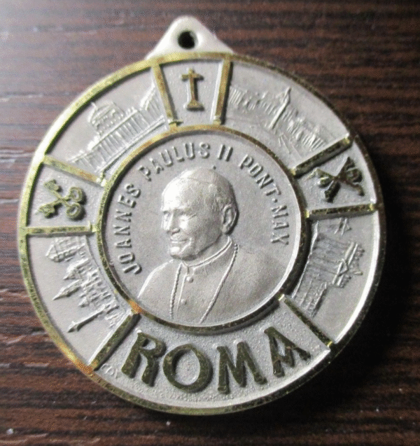 MEDALLA RELIGIOSA PAPA JUAN PABLO II / ESCALERA SANTA - ROMA