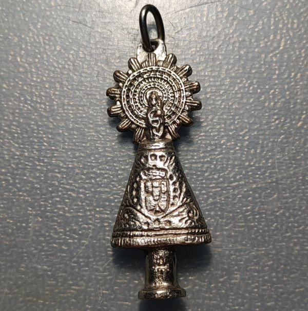 MEDALLA RELIGIOSA ZARAGOZA VIRGEN DEL PILAR METAL BLANCO 50x20mm - Imagen 2