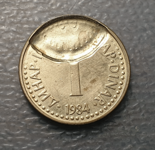 ERROR YUGOSLAVIA 1 DINAR 1984 DOBLE ACUÑACION DOUBLE STRIKE - Imagen 3