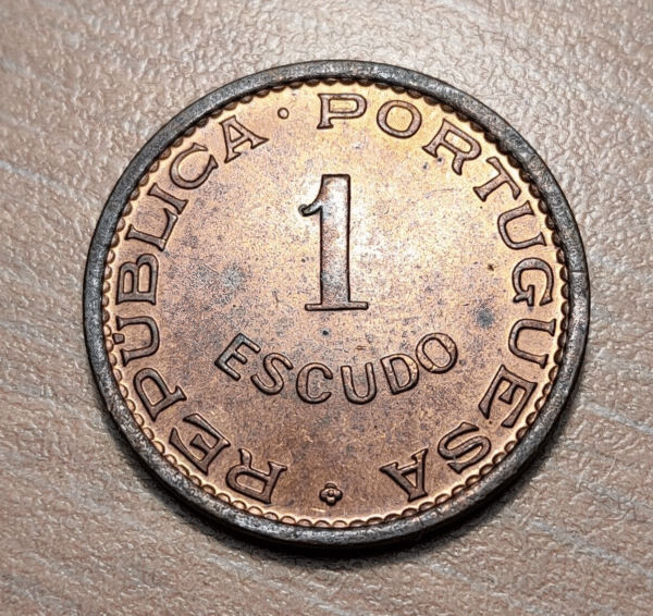 ANGOLA 1 ESCUDO 1956 KM 76 SC UNC BRILLO ORIGINAL - Imagen 2