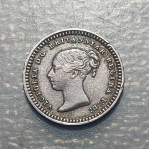 GREAT BRITAIN GRAN BRETAÑA VICTORIA 1 1/2 PENNY 1843 MBC/MBC+