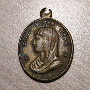 MEDALLA RELIGIOSA FRANCIA LA VIRGEN / JESUS 27x24mm 3,65g