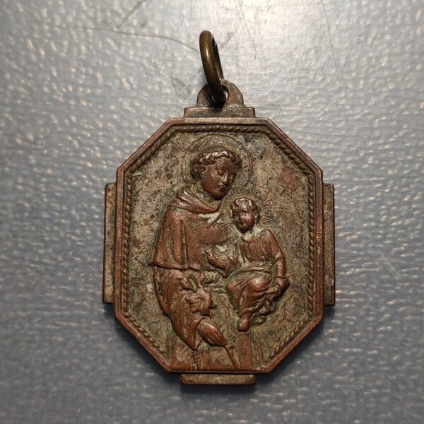 MEDALLA RELIGIOSA ITALIA BASILICA SAN ANTONIO DE PADOVA PADUA 42x27mm