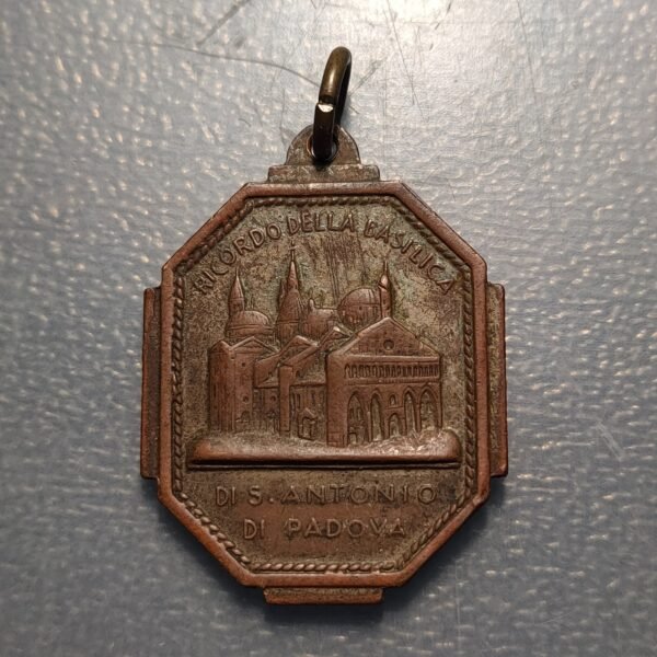 MEDALLA RELIGIOSA ITALIA BASILICA SAN ANTONIO DE PADOVA PADUA 42x27mm - Imagen 2