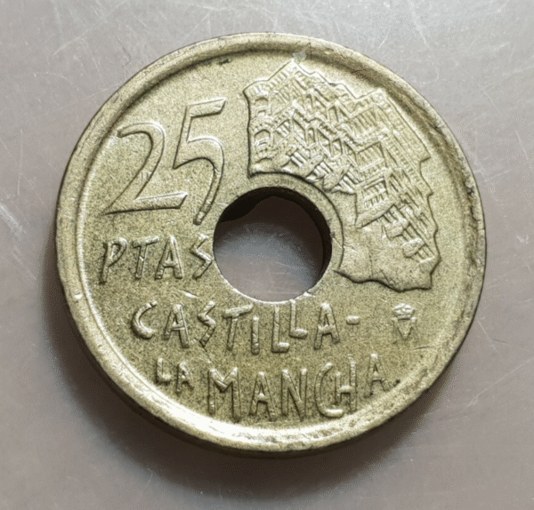 JUAN CARLOS I 25 PESETAS 1996 ERROR DE ACUÑACION: AGUJERO CENTRAL NO CIRCULAR - Imagen 2