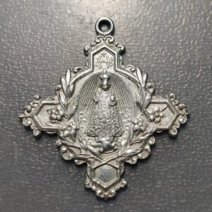 MEDALLA RELIGIOSA VALENCIA NIÑO JESUS DE PRAGA ALUMINIO 57x50