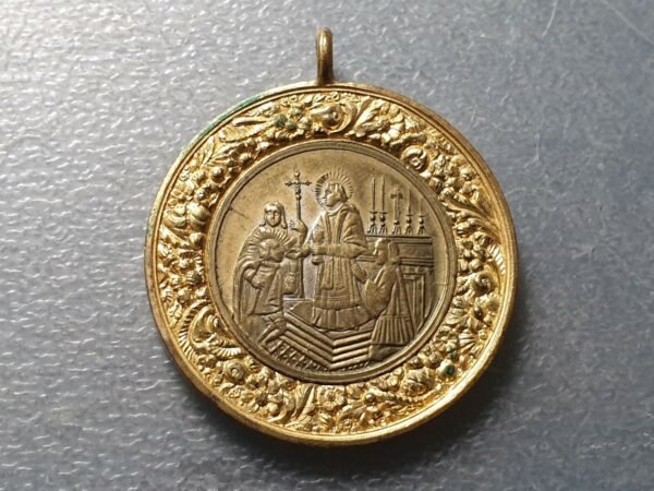 MEDALLA RELIGIOSA GRANDE BIMETALICA PRIMERA COMUNION 38x45 mm