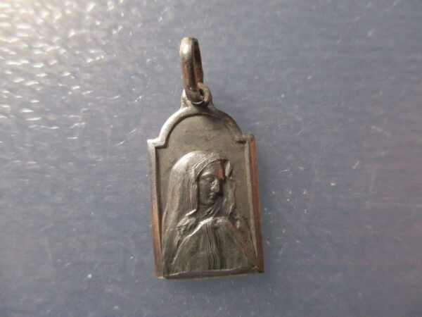 MEDALLA RELIGIOSA LA VIRGEN