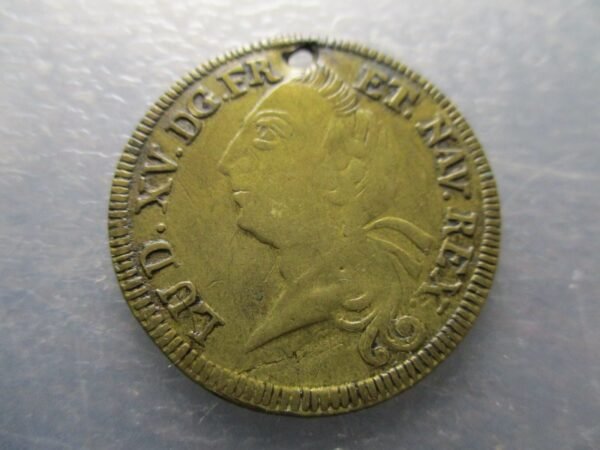 FRANCIA LUIS XV LOUIS XV JETON PROCLAMACION EN REIMS 13 OCTUBRE 1723 - AGUJERO - Imagen 2
