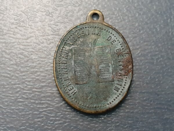 MEDALLA RELIGIOSA S INES BENICASSIM/HERMANDAD YNESINA BENIGANIM VALENCIA 35X31mm - Imagen 2
