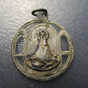 MEDALLA RELIGIOSA VIRGEN CON NIÑO Y ANGELES 27X23 mm PLATA