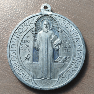 MEDALLA RELIGIOSA MUY GRANDE SAN BENITO / CRUZ DE SAN BENITO ALUMINIO