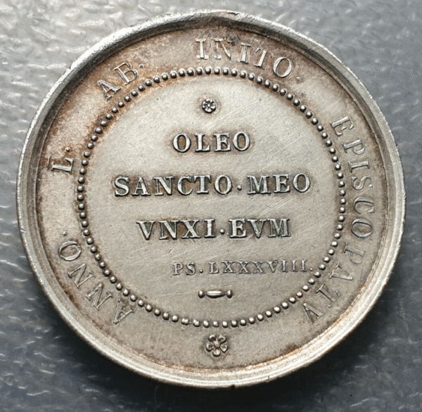 MEDALLA RELIGIOSA (1893) PAPA LEON XIII 50 AÑOS DE EPISCOPADO - FALTA ANILLA - Imagen 2