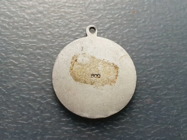 SAN MARINO MEDALLA CON ESCUDO DEL PAIS PLATA Y ESMALTES 25x22 mm - Imagen 2