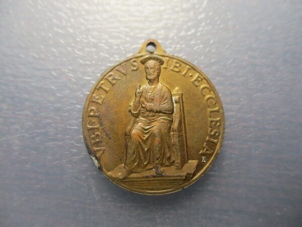 MEDALLA RELIGIOSA PAPA PIO XII / SAN PEDRO EN TRONO - Imagen 2