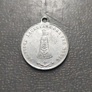MEDALLA RELIGIOSA ITALIA 1883 VIRGEN DE LORETO SANTUARIO ALUMINIO