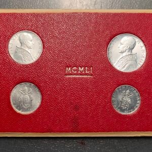 VATICANO PIO XII SERIE ANUAL OFICIAL 1951